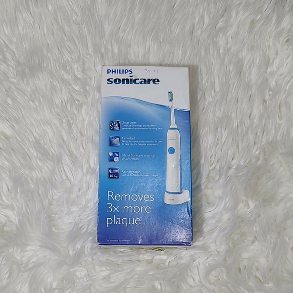 Philips Sonicare 2100 Daily Clean Toothbrush - Picture 1 of 2